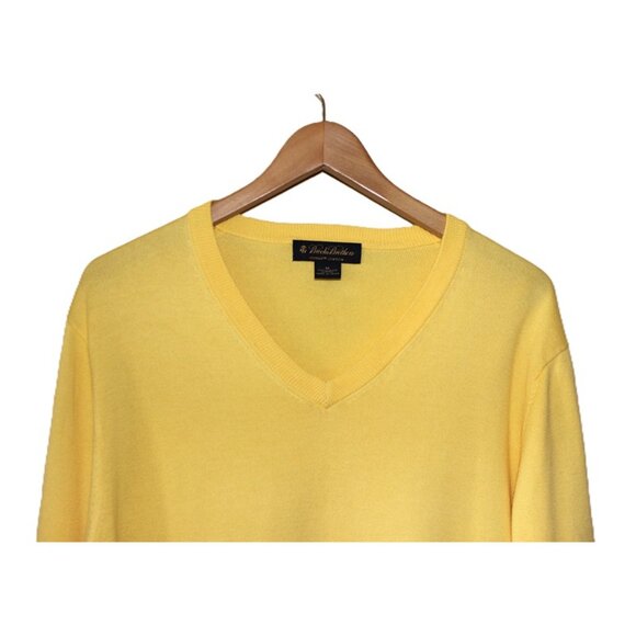 BROOKS BROTHERS 100% Supima Cotton Pullover V-Neck Sweater, Yellow (M) - Picture 3 of 6
